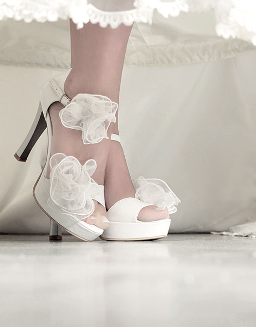 10 Sepatu Wedding Terfavori - Pernikahan : 10 Sepatu Wedding Terfavorit Pengantin Wanita